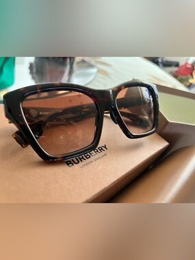 Burberry Arden BE4391 300213 Sunglasses Women's Dark Havana/Brown Gradient 54mm